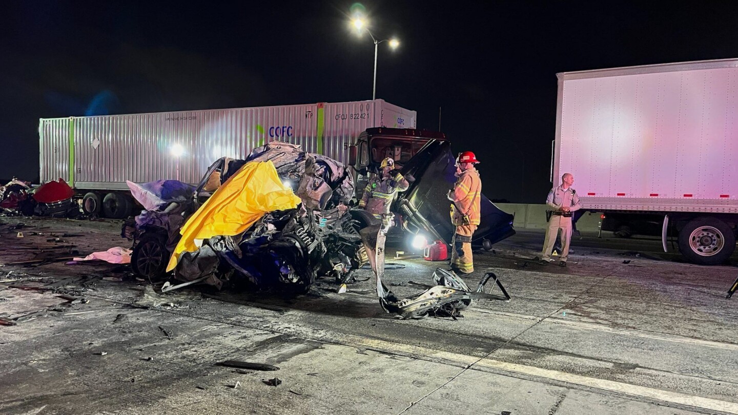 Featured image for Fatal California and Ontario crashes linked to illegal immigrant truck drivers