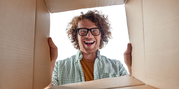 Featured image for "Dropbox's AI Features Raise Privacy Concerns as Data is Shared with OpenAI"