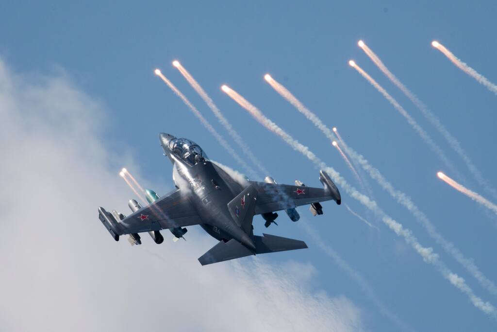 Moscow Air Show in Jeopardy as Russia Faces Sanctions.