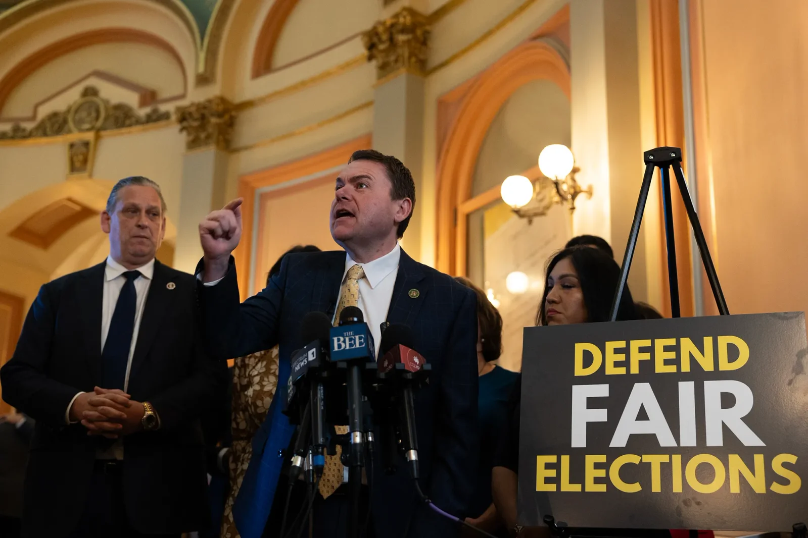California and Texas Clash Over Redistricting Amid Political Debates