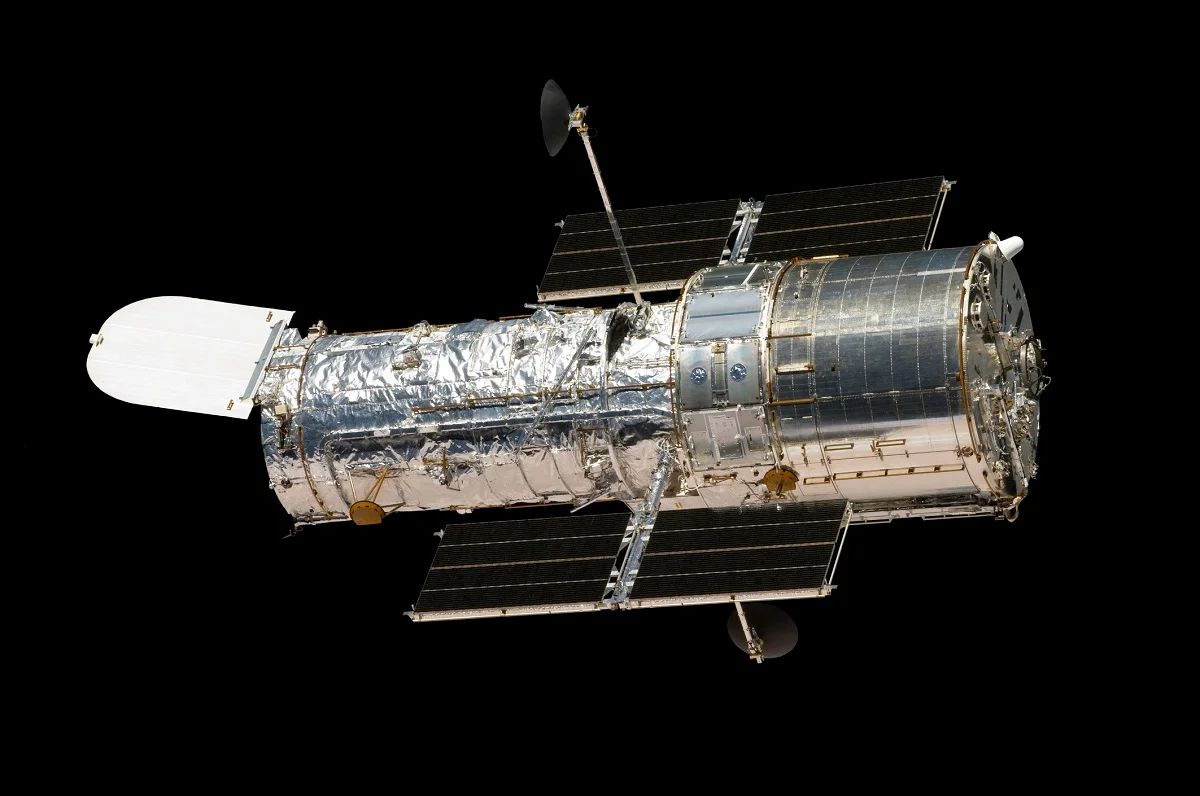 Reviving Hubble: New Plan to Extend Telescope's Lifespan and Relocate It.