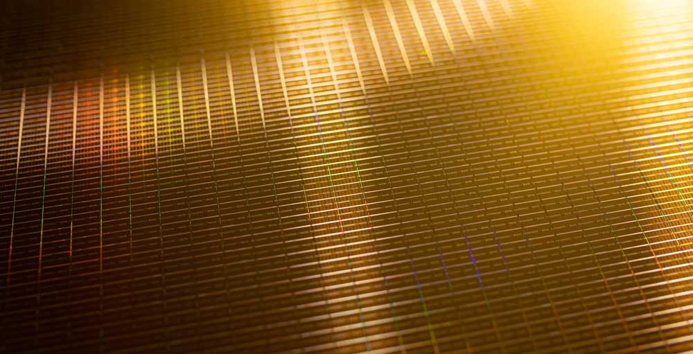 Micron's Quarterly Targets Missed, Sales Plunge, and Staff Cuts Announced.