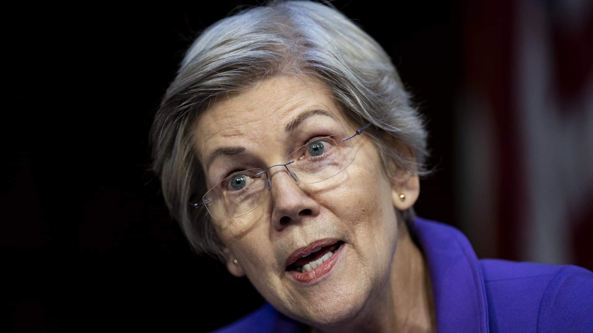 Congressional Anger Over Banking Failures and Deregulation