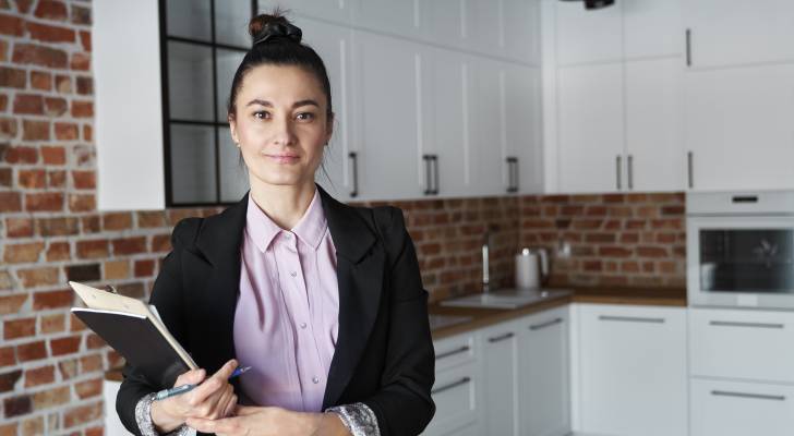 Featured image for Real Estate Commission Crisis: Threatening the Future of Realtors and Housing Market