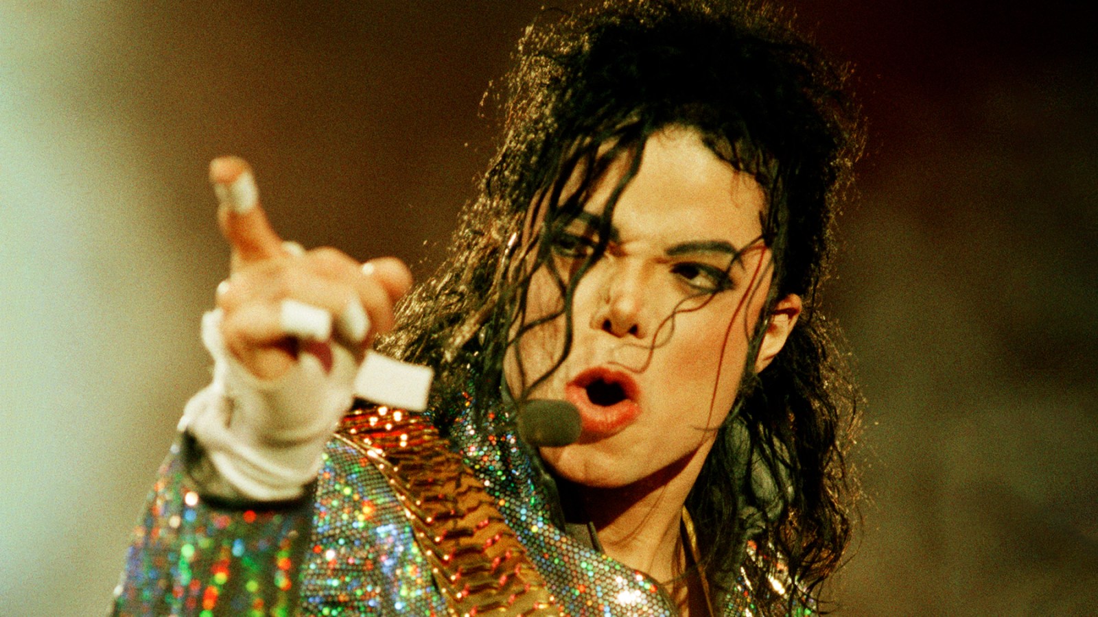 Featured image for "Legal Battle Erupts Over Michael Jackson's $600 Million Catalog Deal"