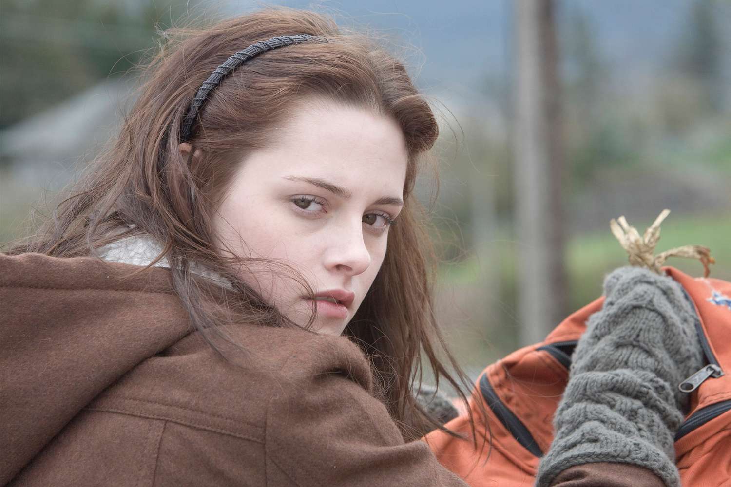 Featured image for Kristen Stewart's Impact: Unveiling the Queer Narrative of 'Twilight'