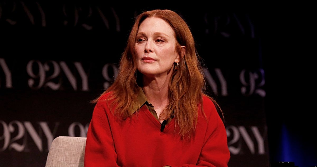 Featured image for Julianne Moore's Disdain for Mashed Potatoes: "Just Mush!"