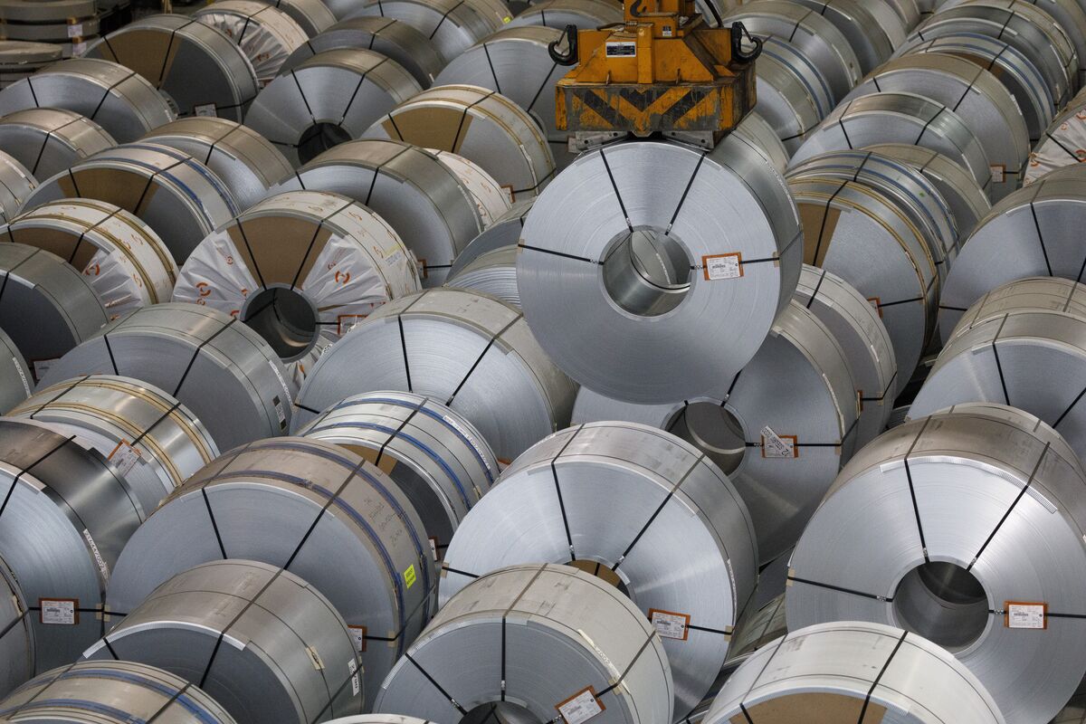 Featured image for Global Metals Market Reacts to US and UK Sanctions on Russian Metal Trading