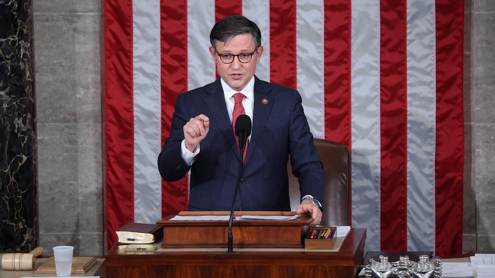 The Controversial Rise of Speaker Mike Johnson