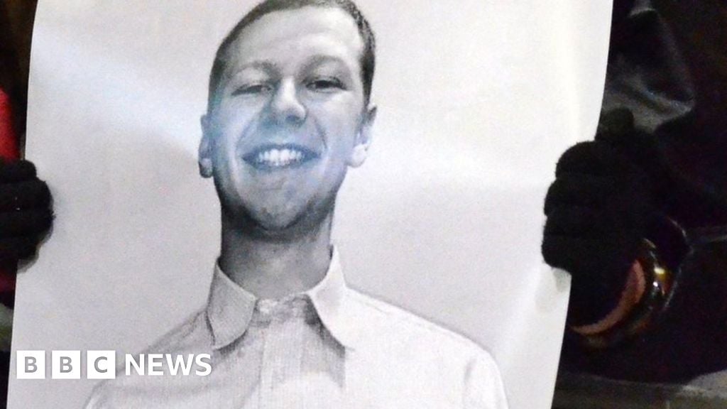 Featured image for "Understanding the Tragic Protest: US Airman's Self-Immolation in Gaza"