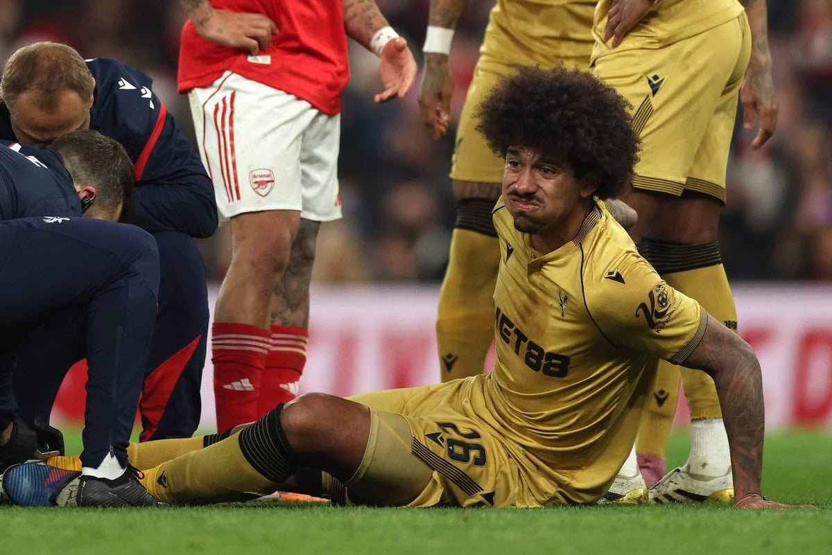 Featured image for Crystal Palace's Chris Richards Suffered Injury, Expected to Return in January