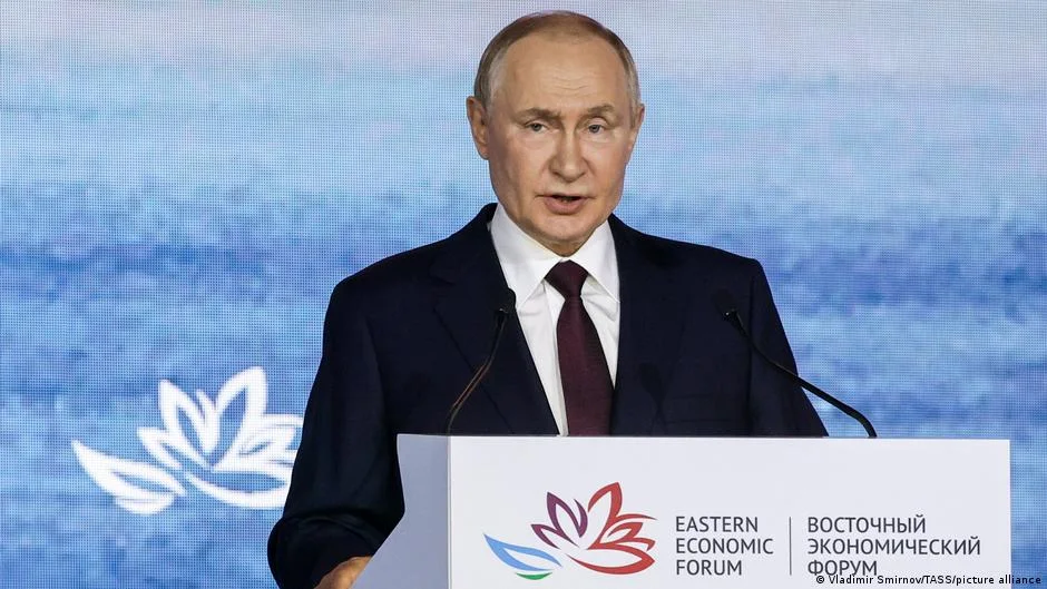 Putin Warns Western Troops in Ukraine as Targets