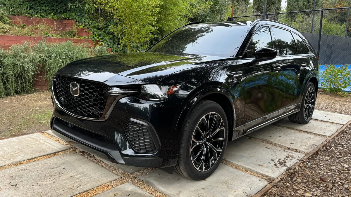 Featured image for "2025 Mazda CX-70: A Familiar Yet Right-Sized Offering"