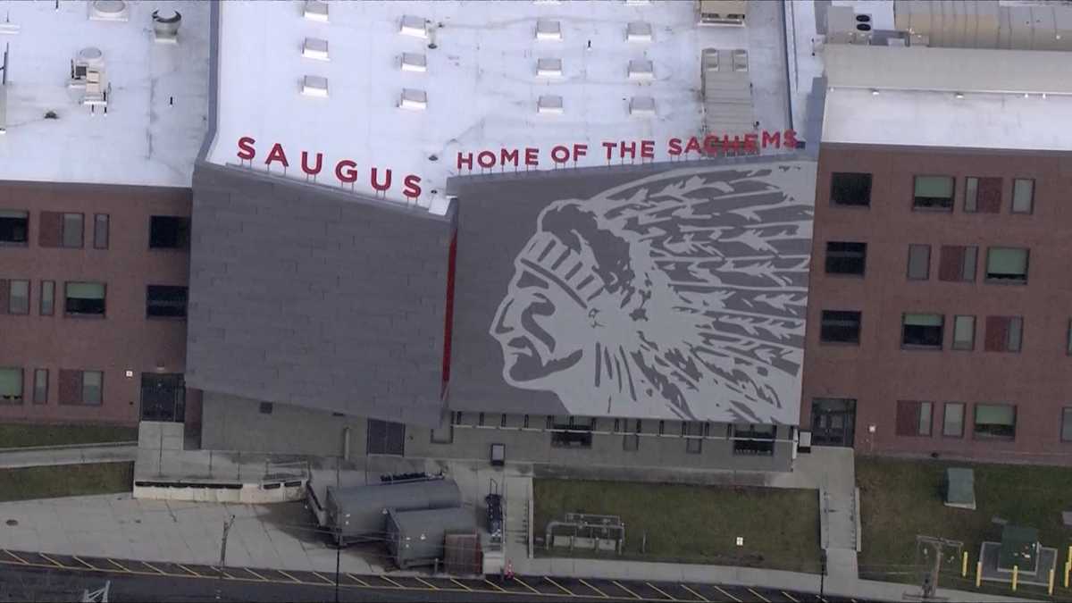 Featured image for Saugus Teacher Arrested for Bringing Drugs into Middle School