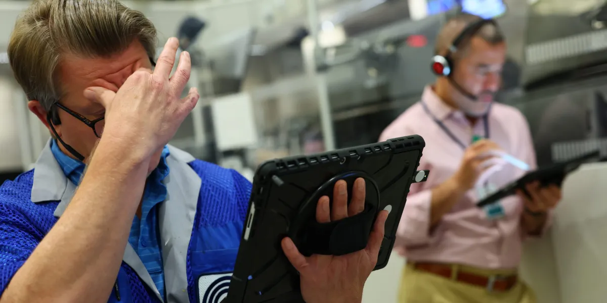 Featured image for Wall Street Reacts to Economic Uncertainty and Job Data Fluctuations