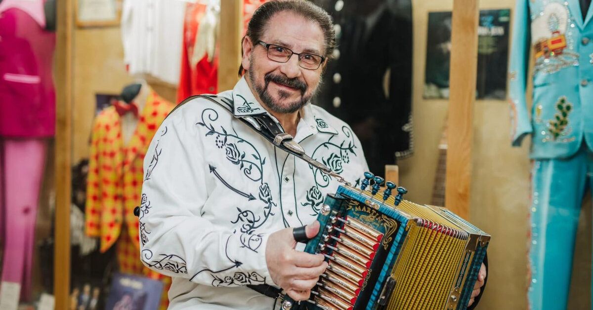 Featured image for "Grammy-Winning Cajun Country Artist Jo-El Sonnier Dies After Final Performance"