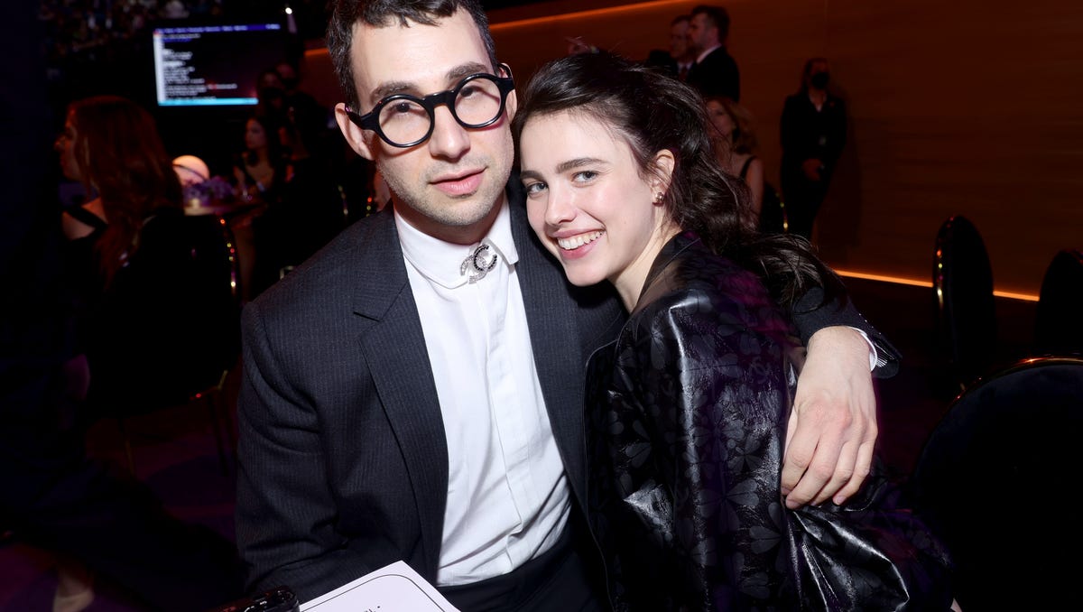 Featured image for "Star-Studded Wedding: Jack Antonoff and Margaret Qualley Tie the Knot, Taylor Swift Steals the Show"