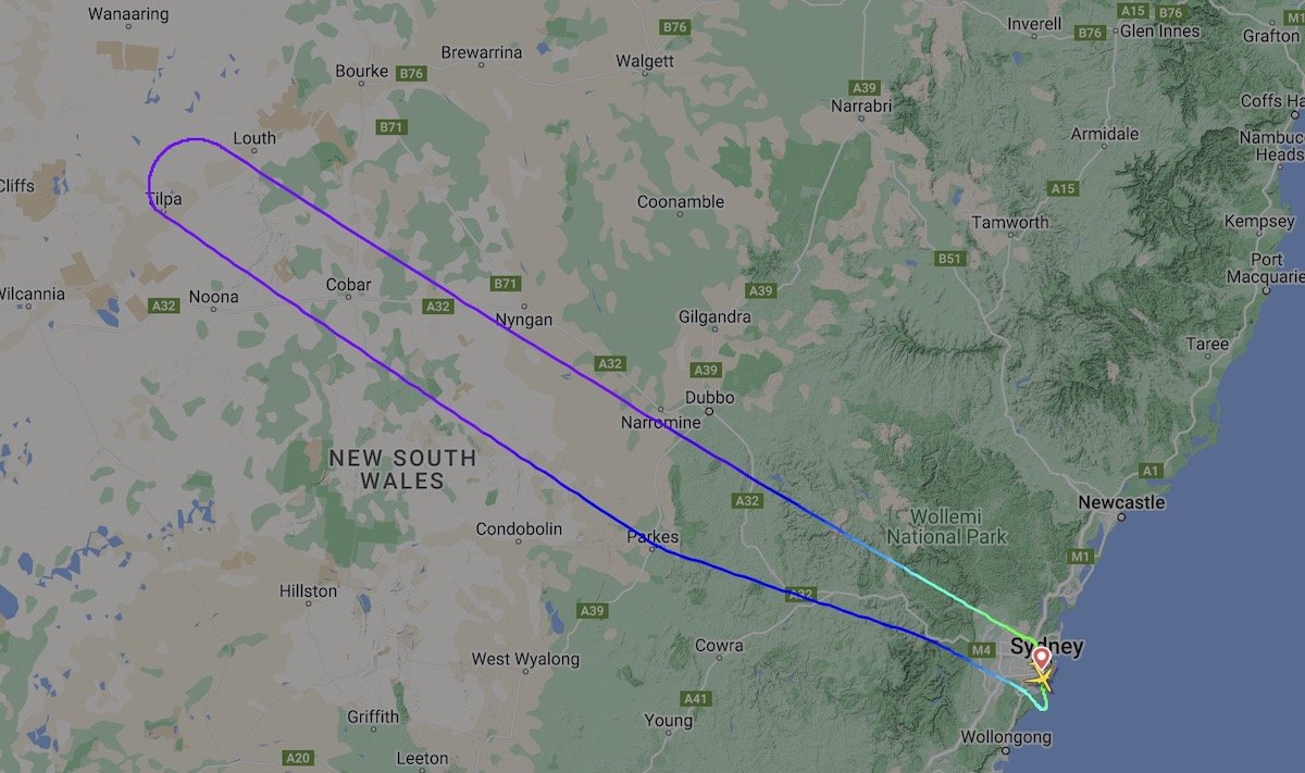 Featured image for In-flight Chaos: Bomb Threat, Unruly Passenger, and Emergency Landing