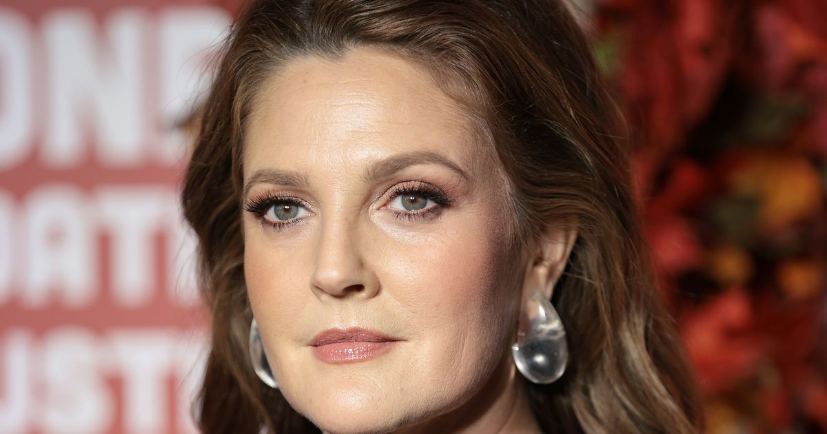 Featured image for Drew Barrymore Clarifies Comments on Wishing Her Mother Was Dead