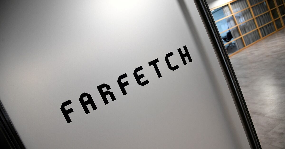 Featured image for Farfetch's 2023 outlook hit hard by weak demand in US and China, shares plummet.