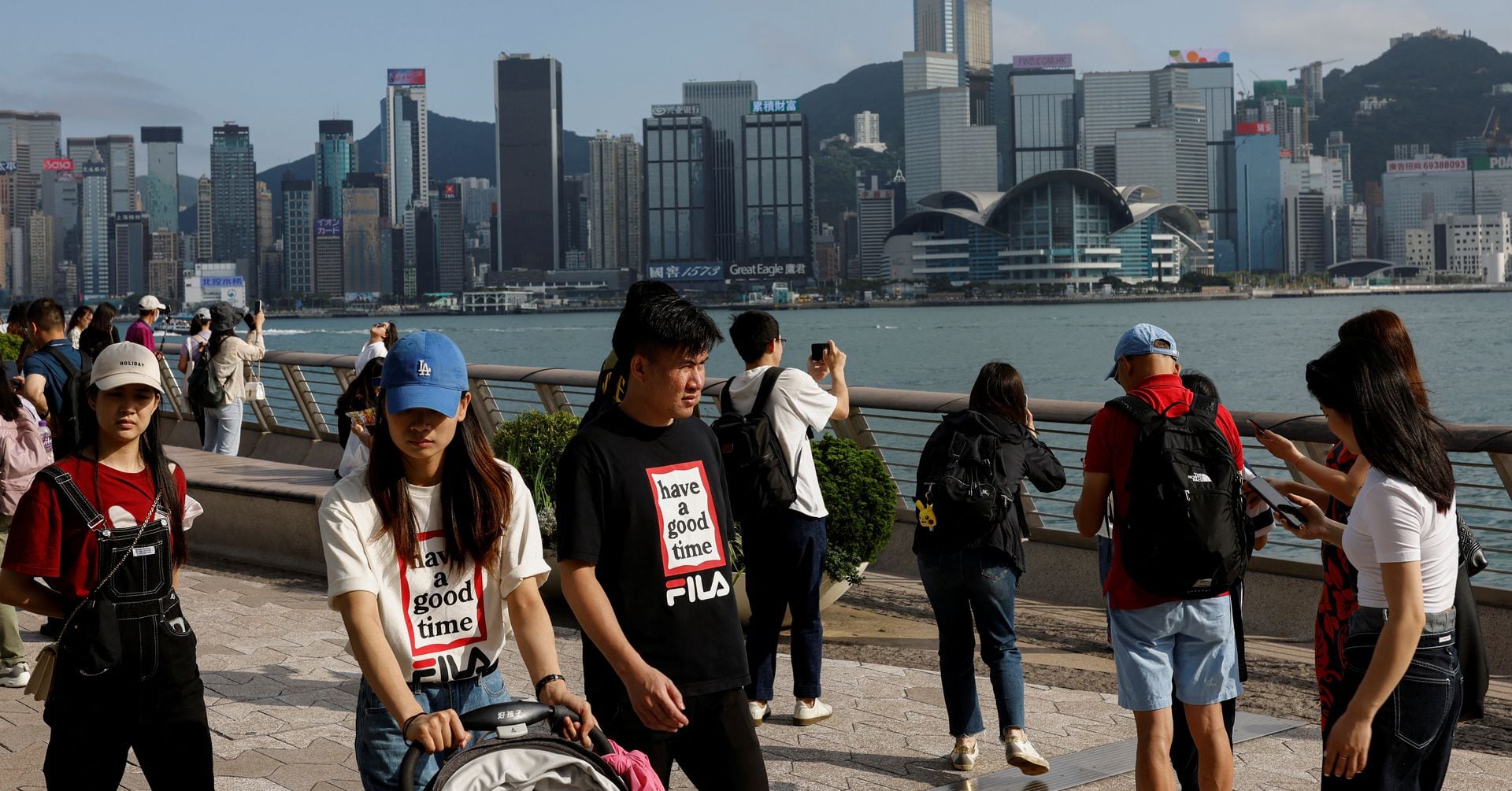 "China's Record Mortgage Rate Cuts Aim to Revive Property Market"