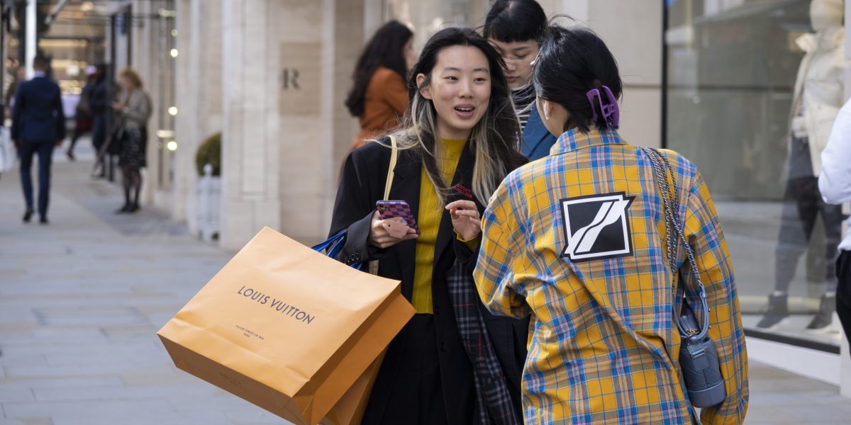 Featured image for Luxury Brands Face Decline as Consumer Trust Erodes and Market Shrinks