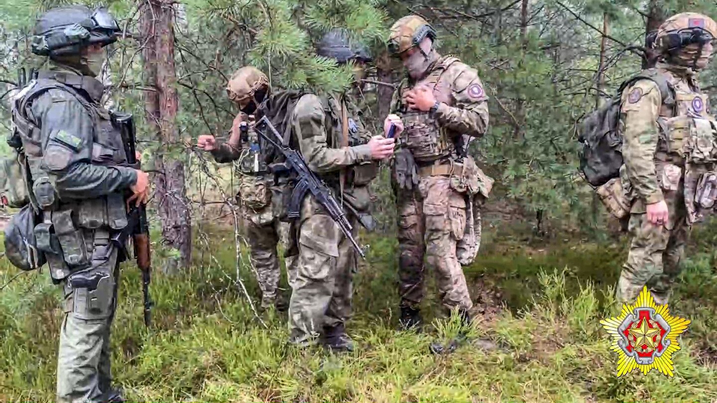 Wagner Mercenaries' Proximity to Polish Border Raises Concerns, Warns Poland's Prime Minister