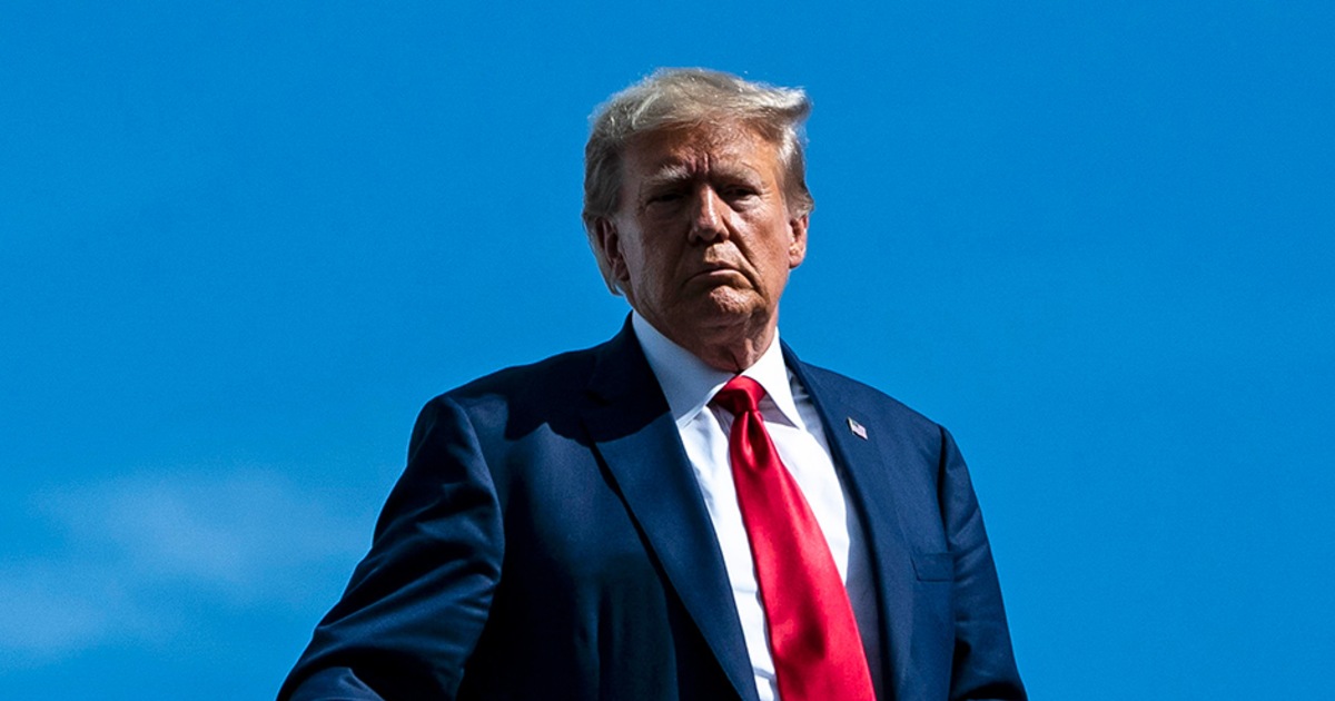 Featured image for "Judge orders release of additional Mar-a-Lago search warrant information in Trump docs case"