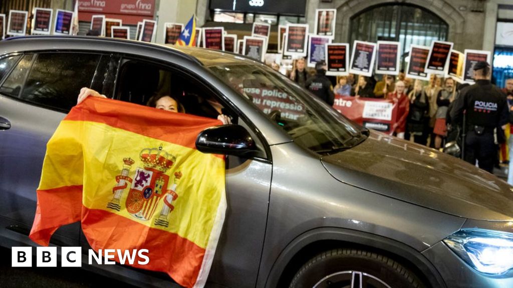 Controversial Power Deal: Spain's Sánchez Offers Amnesty to Catalan Separatists