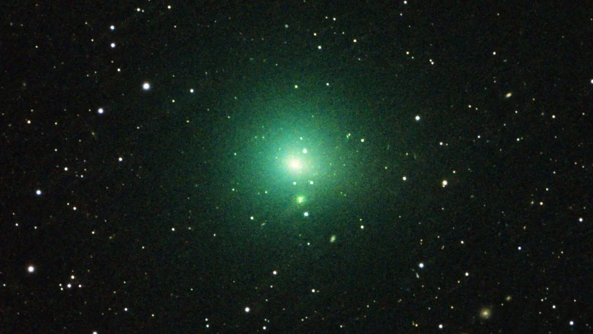 Tiny Comet 41P Flips Its Spin After Near-Sun Pass