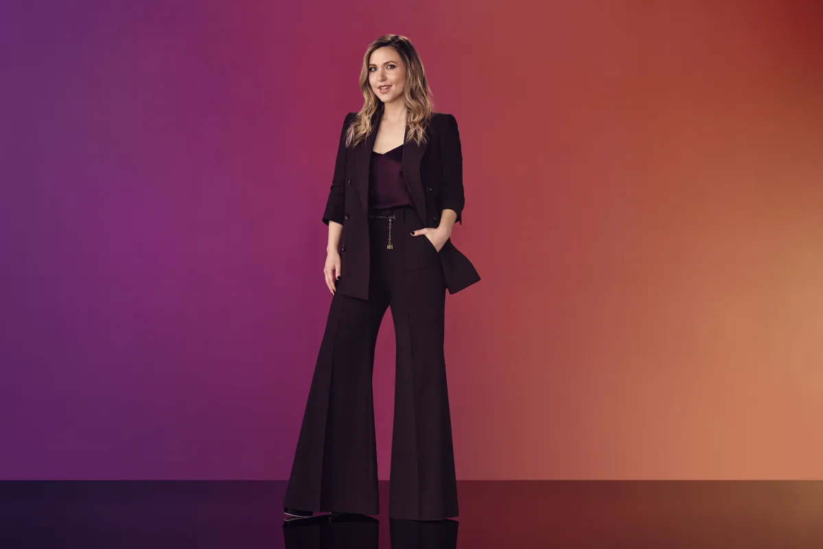 Featured image for "Comedian Taylor Tomlinson Hosts Late Night Show 'After Midnight' on CBS"