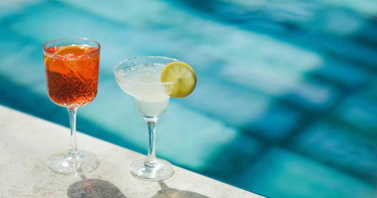 Featured image for Avoiding Lime Juice Burns: Tips from a Dermatologist.