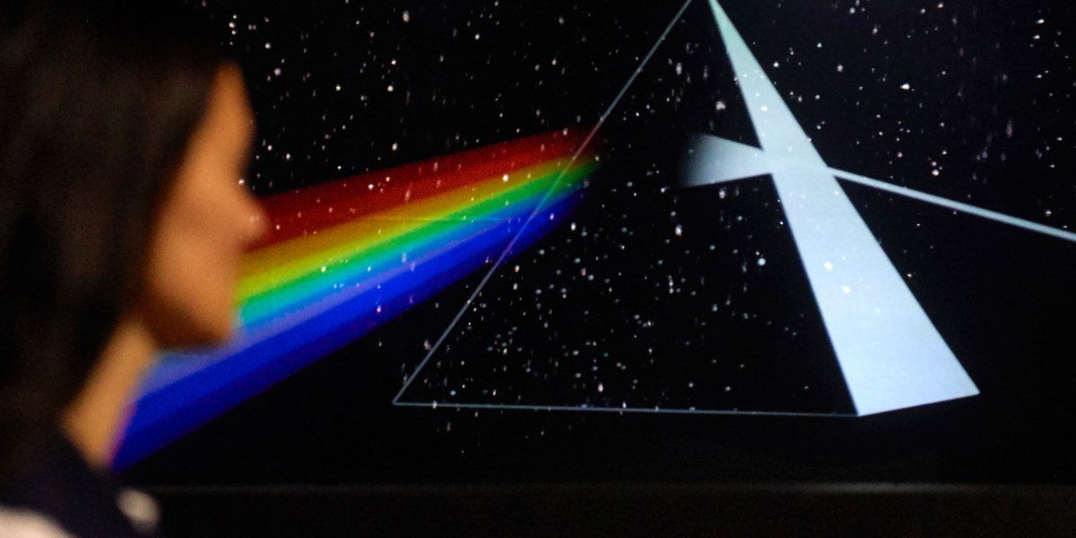 "Scientists Decode Pink Floyd Song Using Brain Waves, Paving the Way for Wordless Communication"