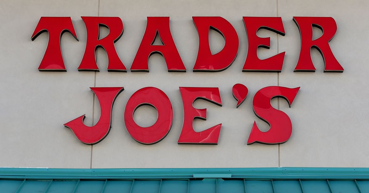 Featured image for "Trader Joe's and SpaceX Challenge Constitutionality of US Labor Board"