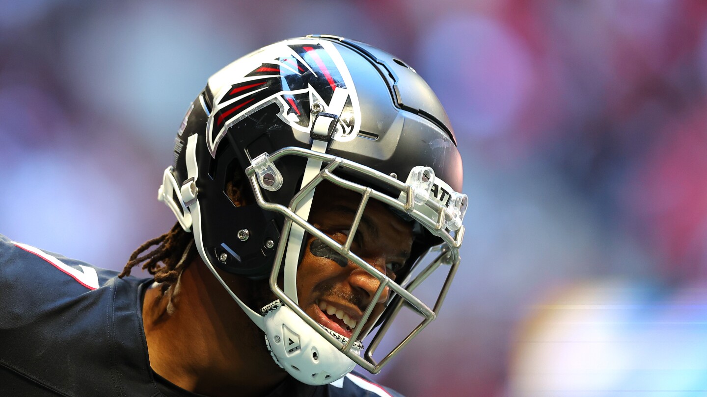 Featured image for Bijan Robinson's Mysterious Absence Raises Questions