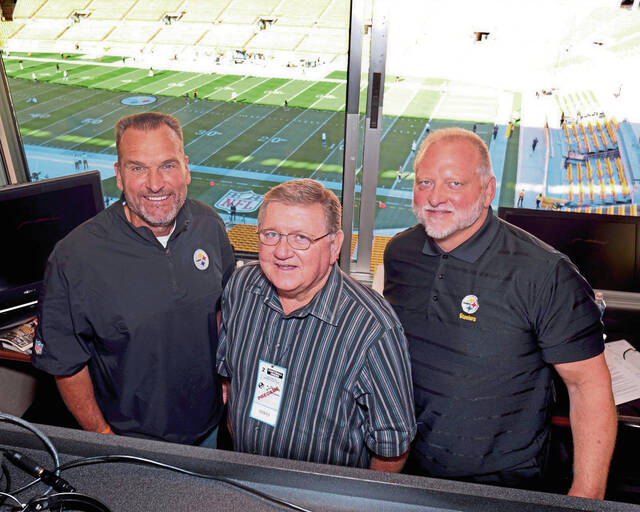 Featured image for "Legendary Steelers Announcer Bill Hillgrove Retires After 30 Years"
