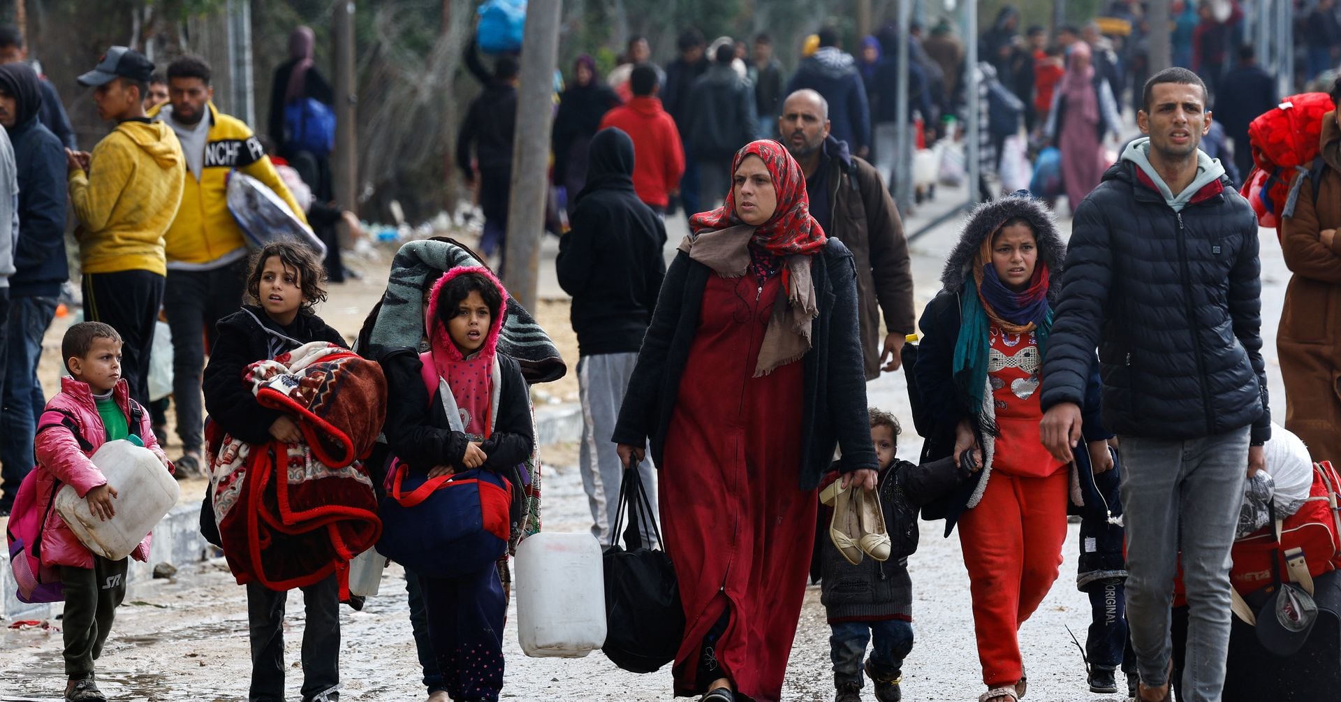 "Israeli Troops Launch Ground Offensive in Gaza City Amid Rising Tensions"