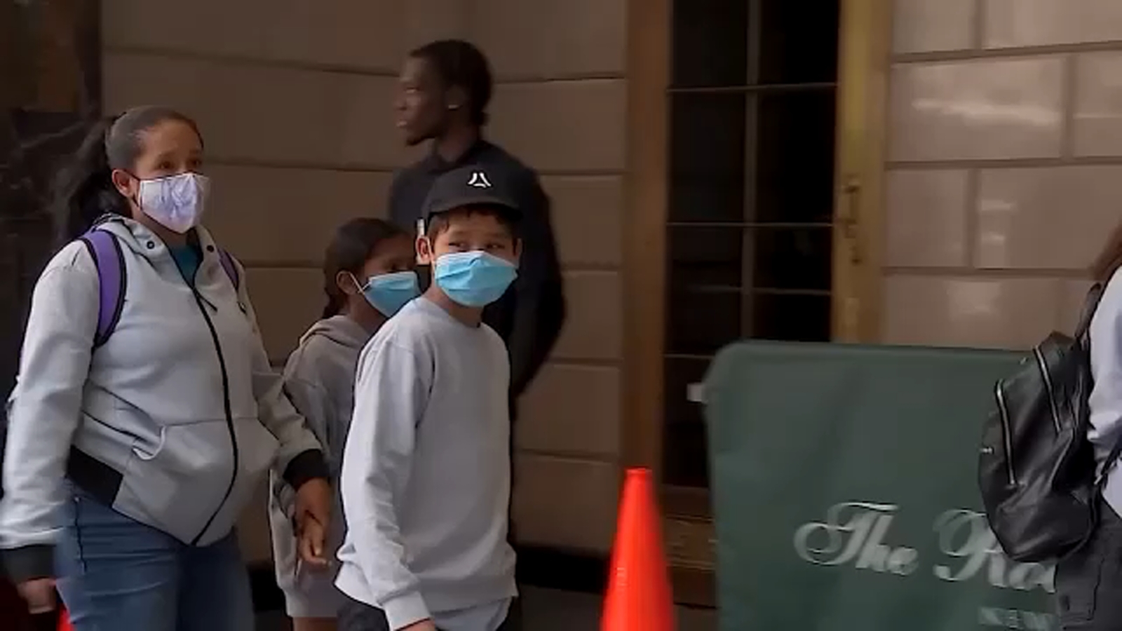 NYC Officials Urge Federal Action on Work Authorization for Asylum Seekers