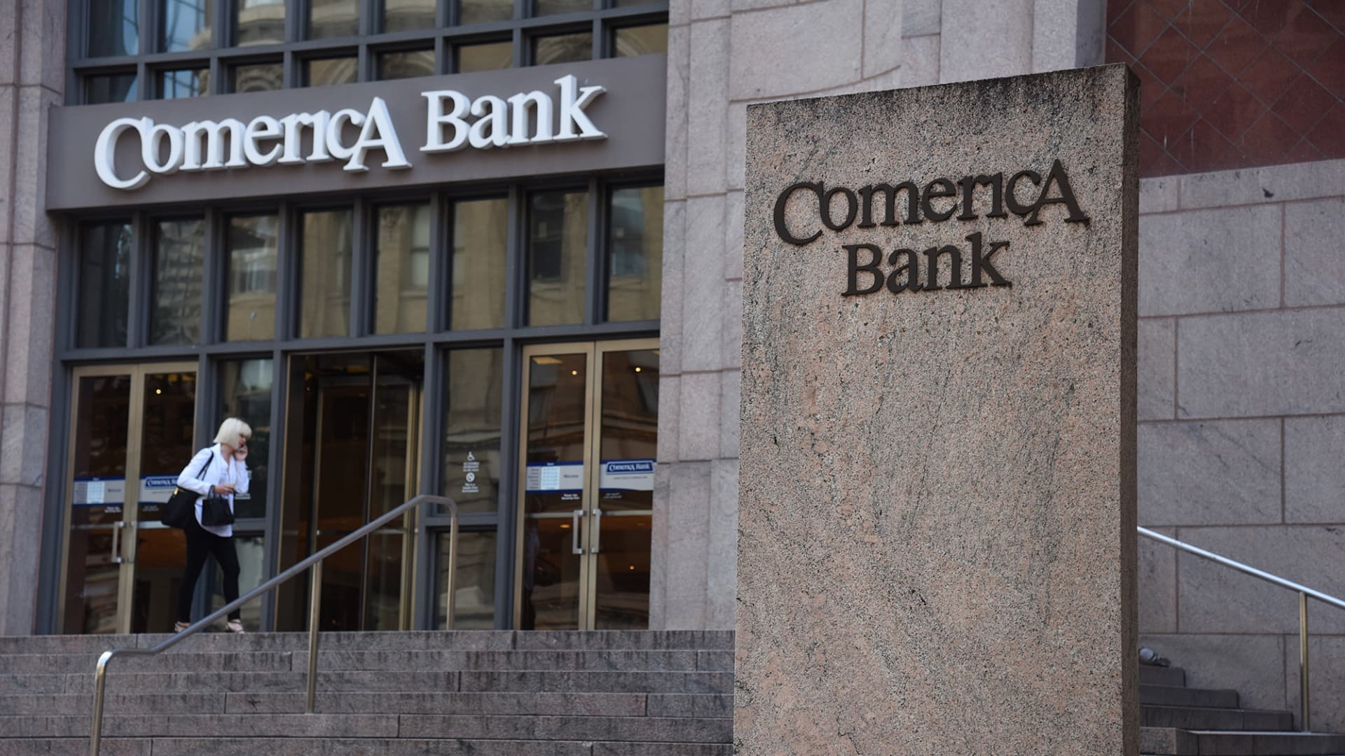 Regional Banks Vulnerable to Takeovers, Says KBW