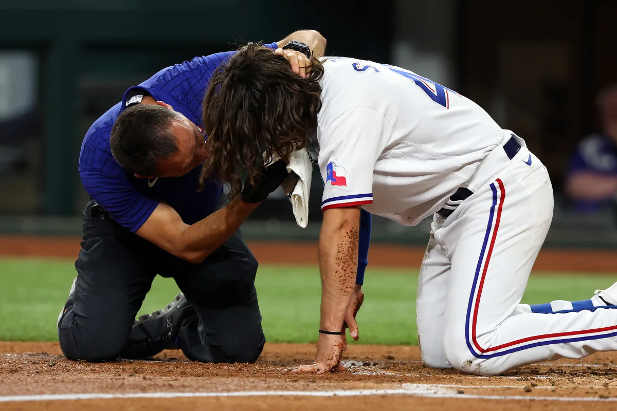 Rangers' Josh Smith recovering well after being hit in face by pitch.