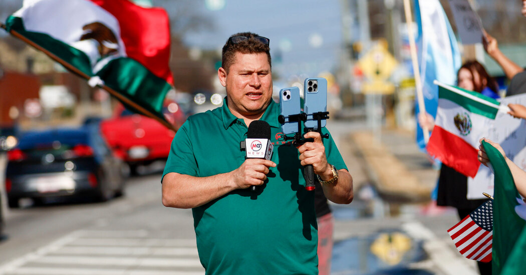 Featured image for Journalist Mario Guevara Deported After Over 100 Days in Detention