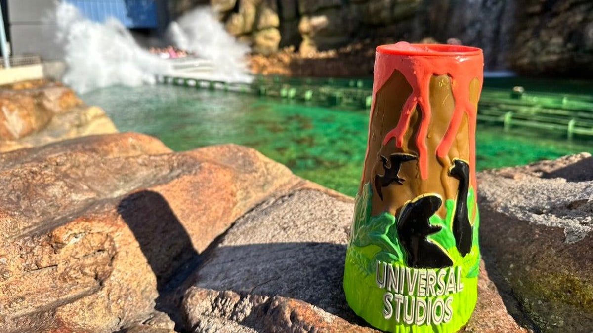 "Surviving the Apocalypse with a Jurassic Park-inspired Drink"