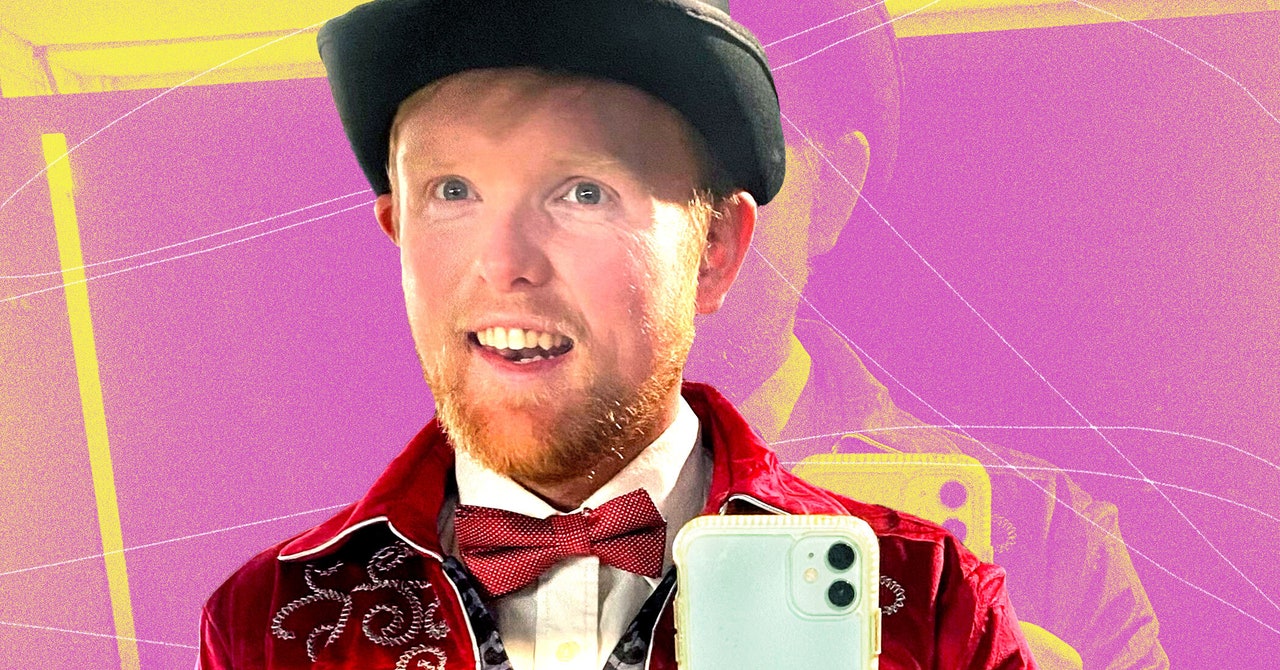 Featured image for "Willy Wonka Event Actor Exposes Controversial Experience"