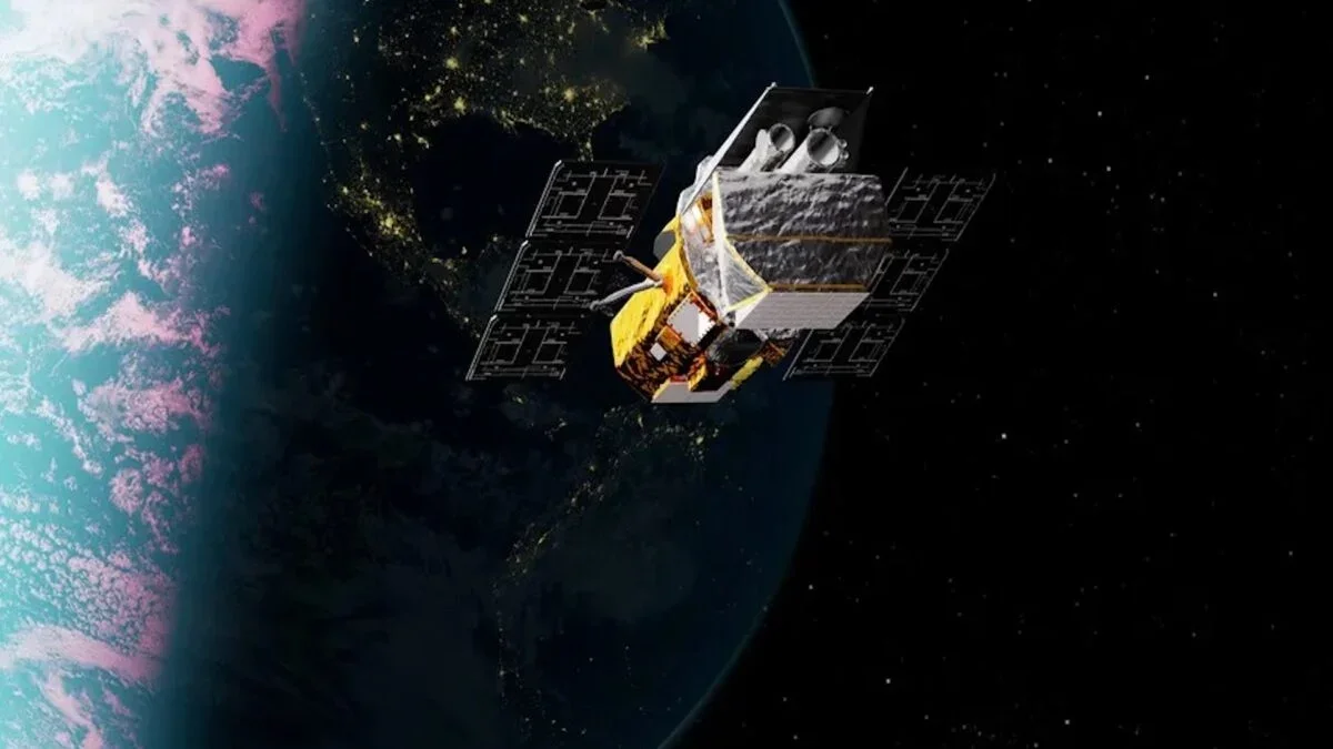 NASA Puts Swift Observatory on Pause to Prevent Reentry, Seeks Rescue Mission