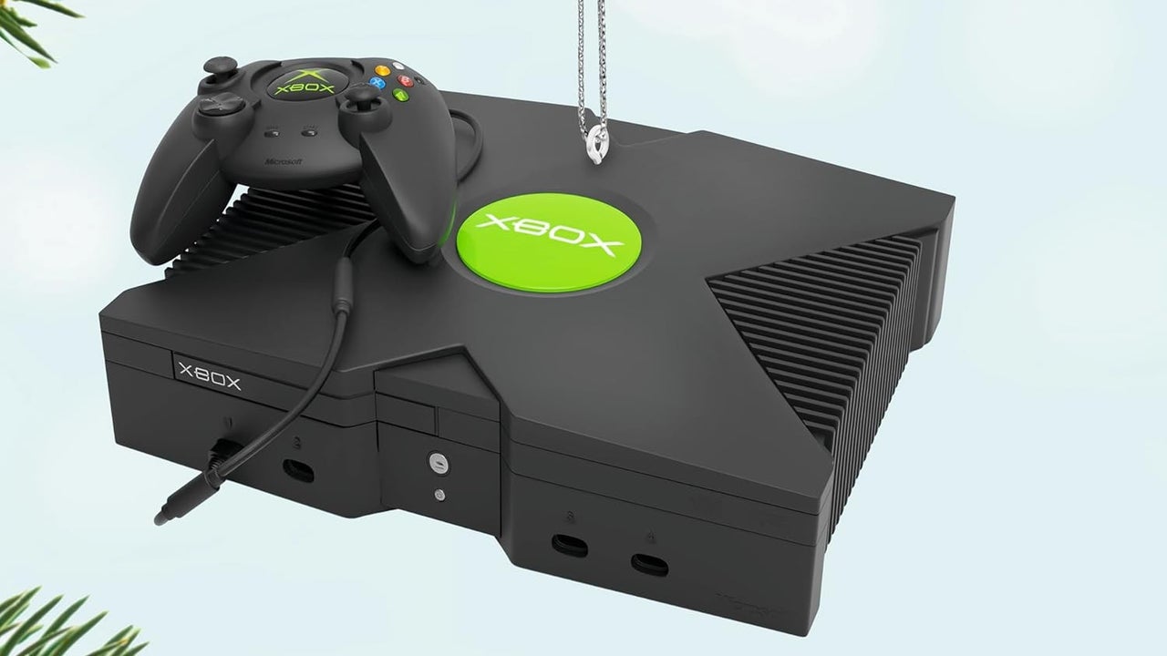 Featured image for Preorder Hallmark's Musical Xbox Ornament for Christmas