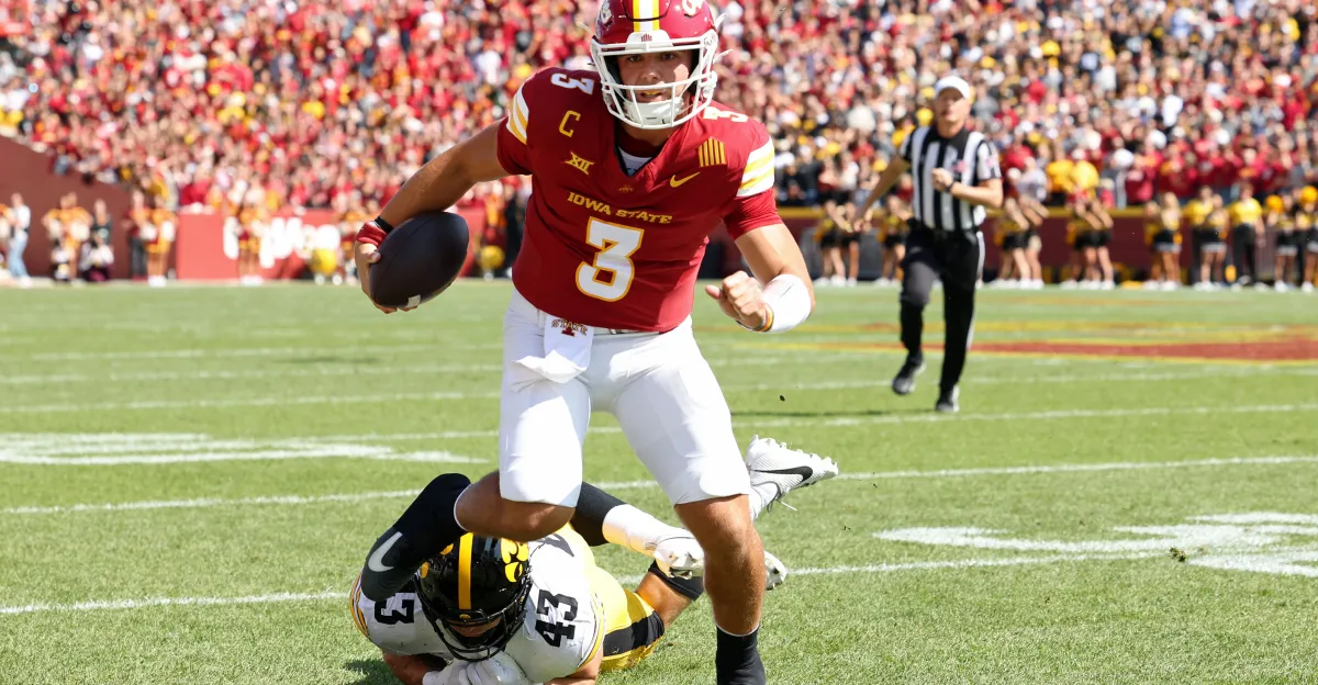 Iowa State Edges Iowa in Defensive Cy-Hawk Thriller