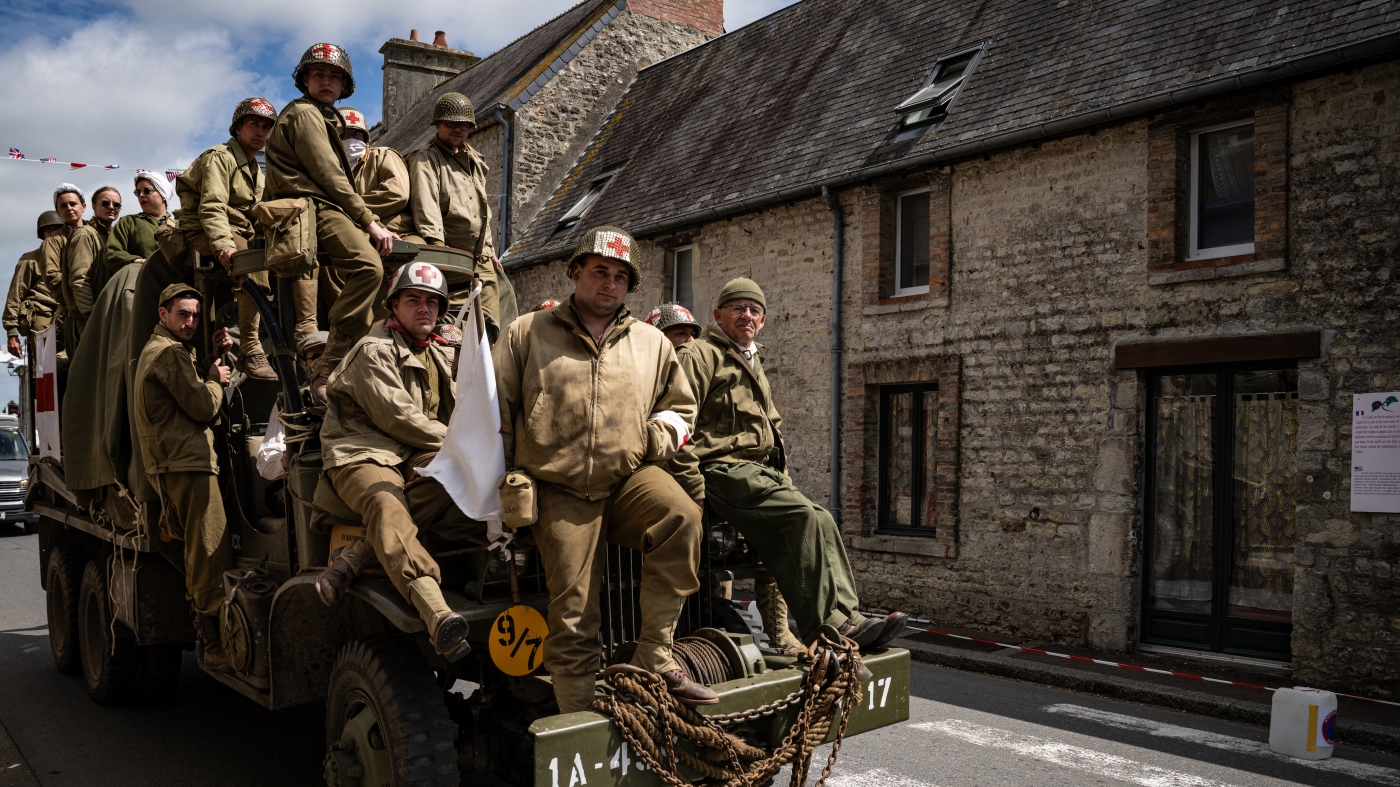 "Commemorating D-Day: Reflections and Tributes on the 80th Anniversary"