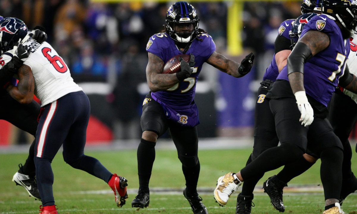 Featured image for "Score Big with Caesars: $1000 Bonus Promo Code for NFL Conference Championships"