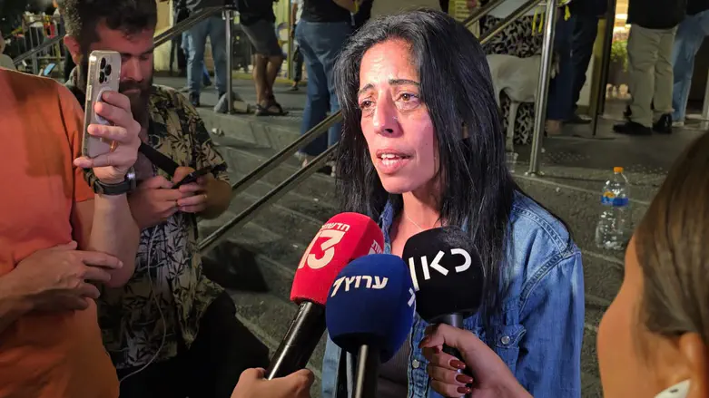 Featured image for Einav Zangauker Celebrates Joyful Tears