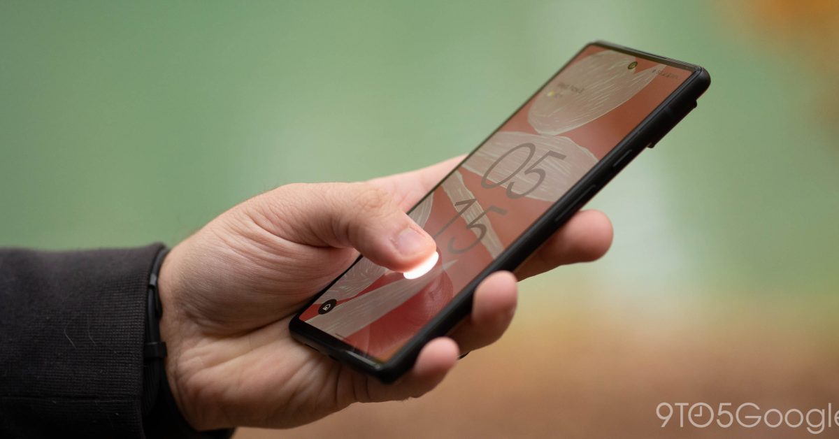 Featured image for Google introduces passkey authentication for Workspace and Cloud users.